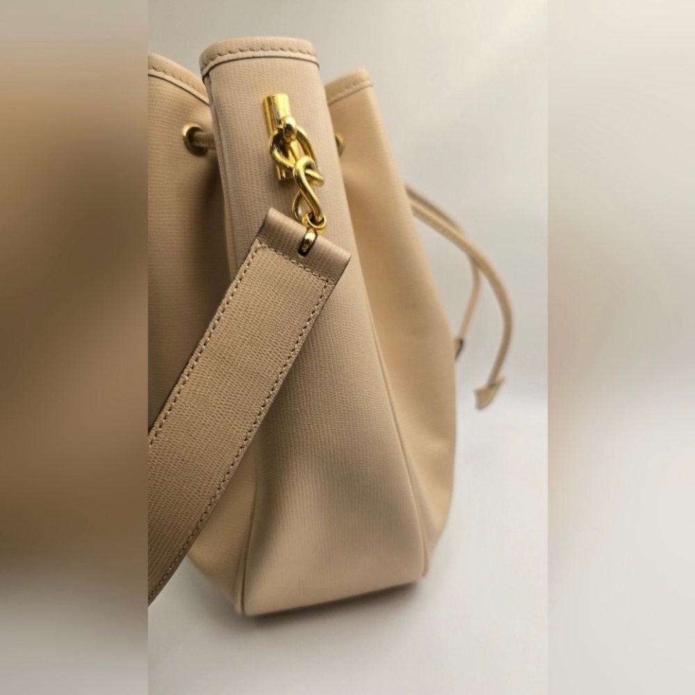 Authentic Cream Celine Bucket Bag - Picture 7 of 14